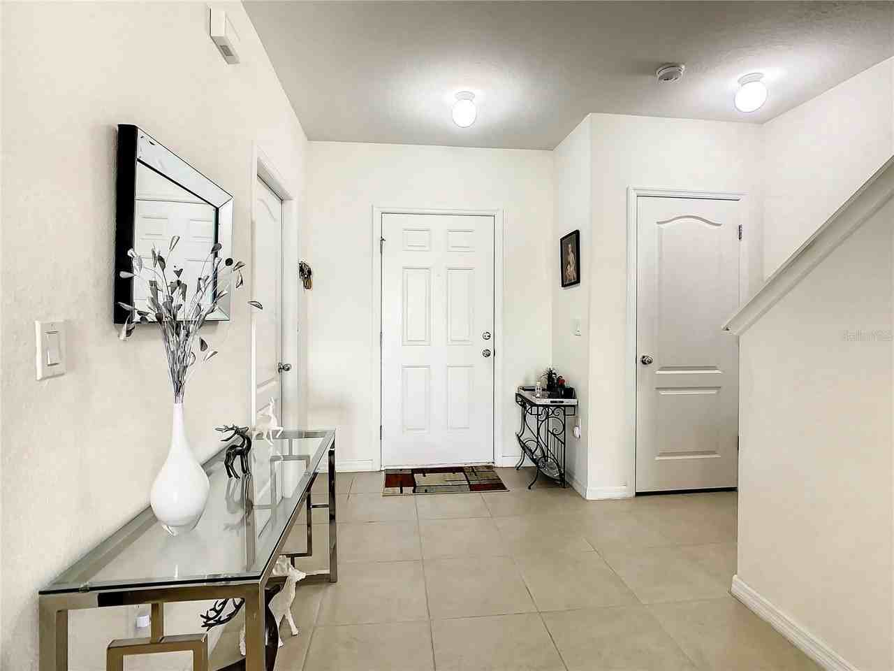 244 Arbor Lakes Dr - Photo 5 of 50