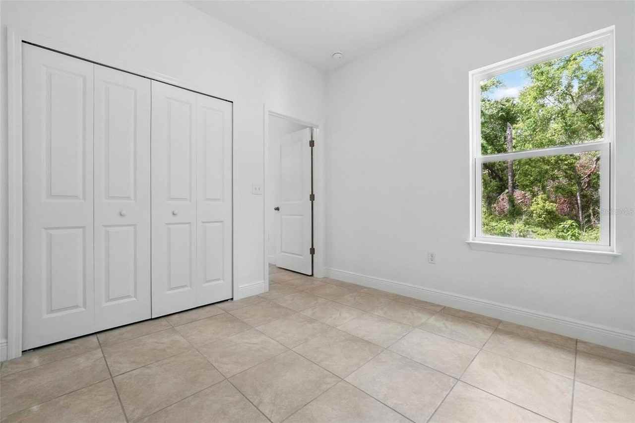 7738 N Creek Way - Photo 5 of 41