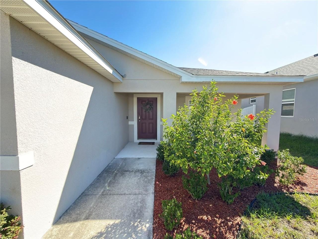 1088 Zion Dr - Photo 4 of 41