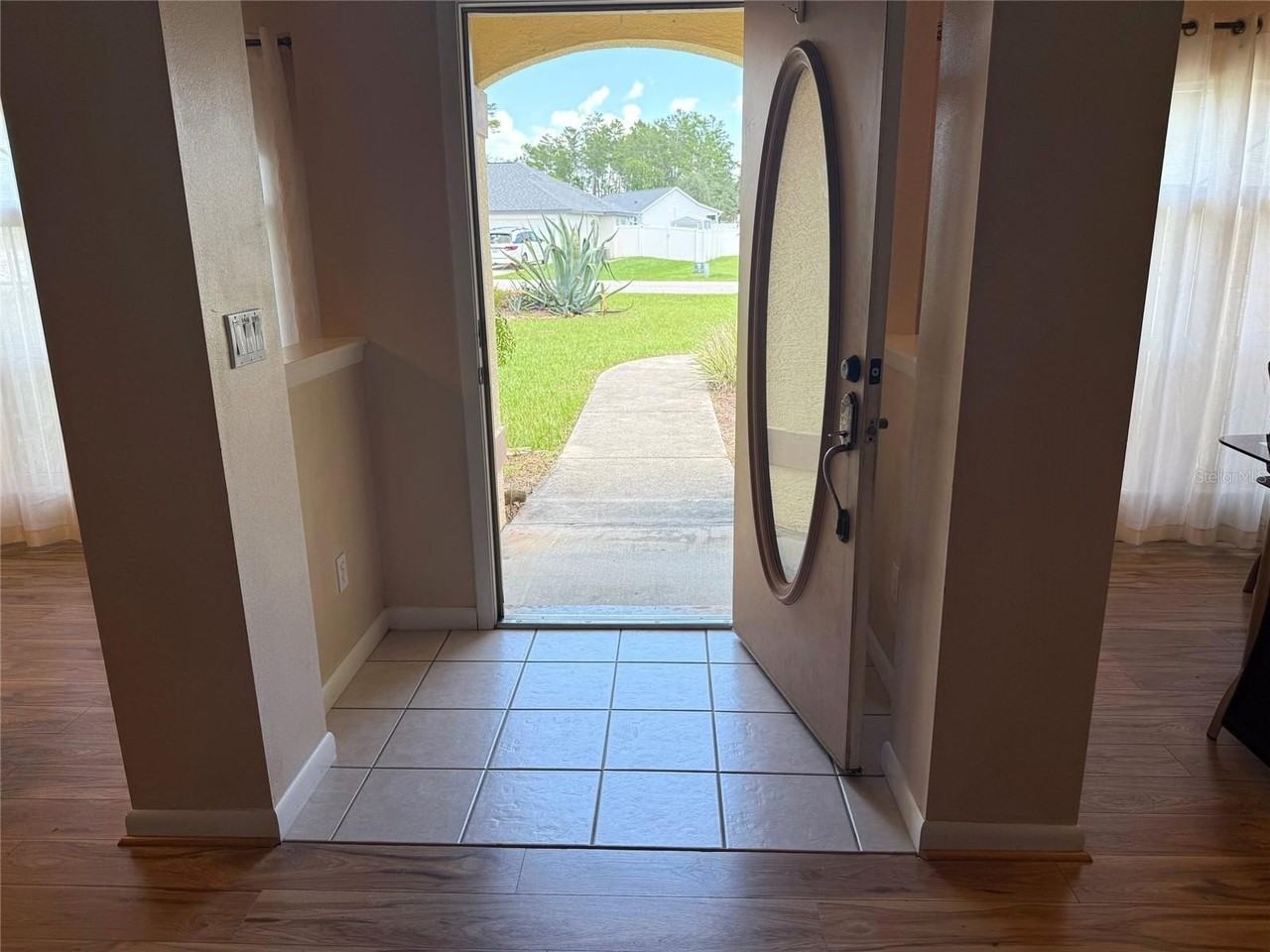 9628 Sw 44th Ave - Photo 5 of 36