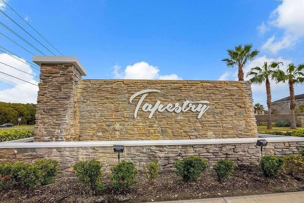 2450 Chateau Loop - Photo 2 of 39