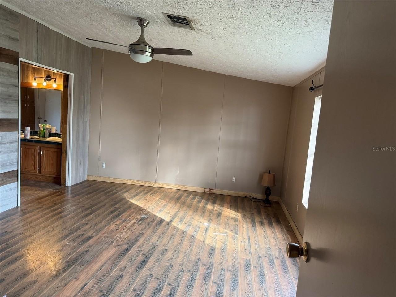 1333 Ashlee Ct - Photo 5 of 15