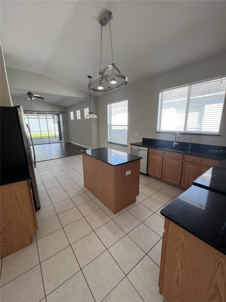 8436 Greenbank Blvd - Photo 6 of 19