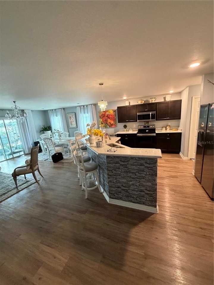 3024 Fieldwood Cir - Photo 4 of 25