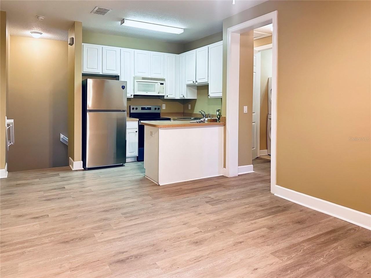 1176B Wilde Dr - Photo 3 of 13