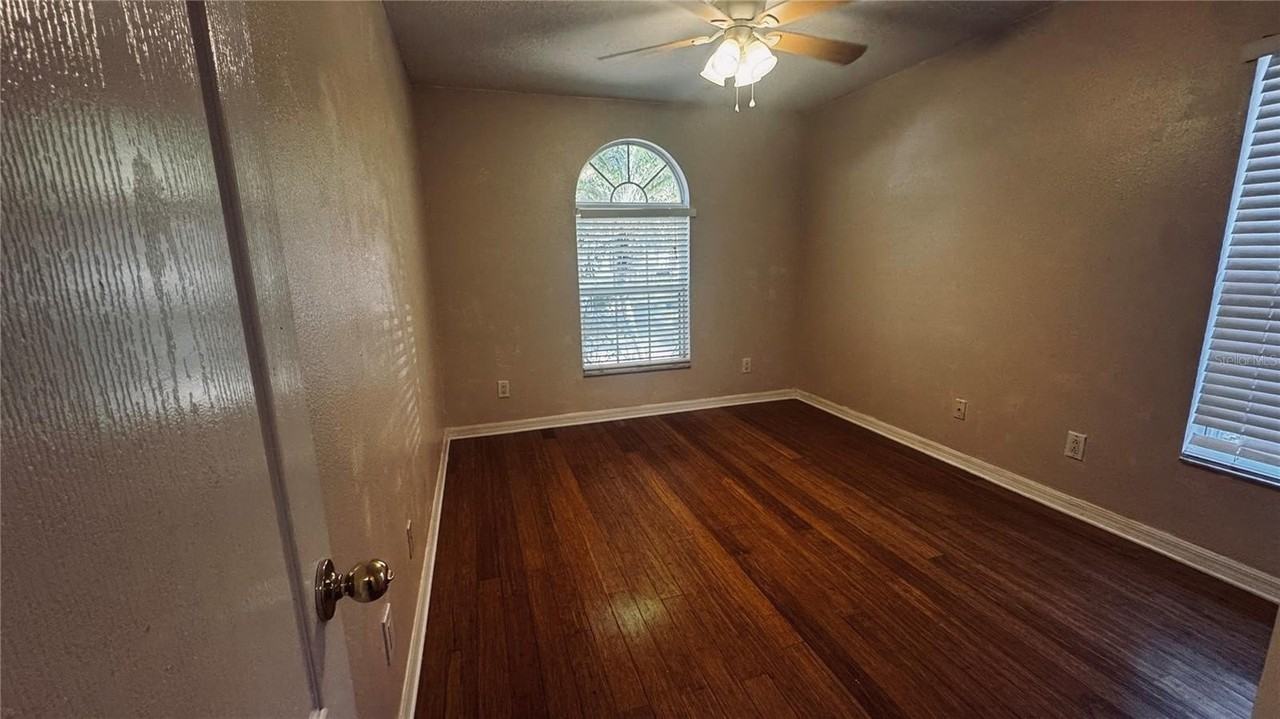 9822 White Barn Way - Photo 5 of 17