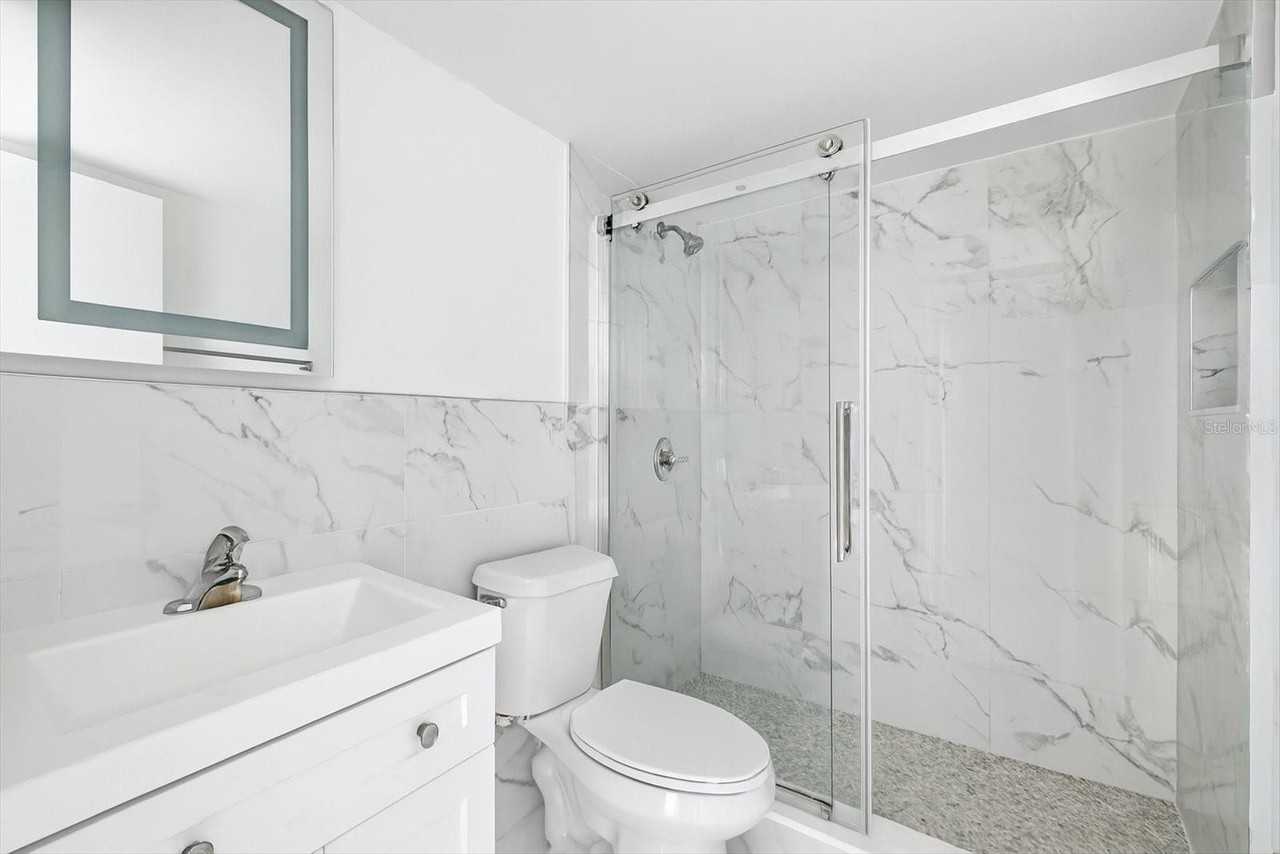 2808 W Azeele St #205 - Photo 5 of 27