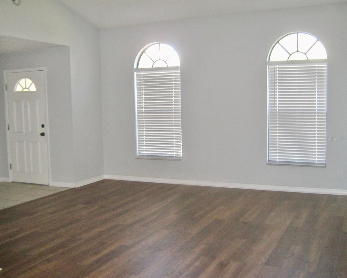 4398 Plumosa St - Photo 6 of 8