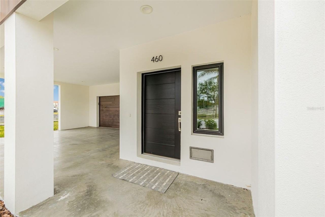 8615 5th St N - Photo 3 of 35