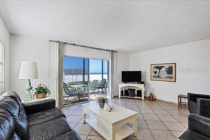 featured image of 6154 Midnight Pass Rd #101