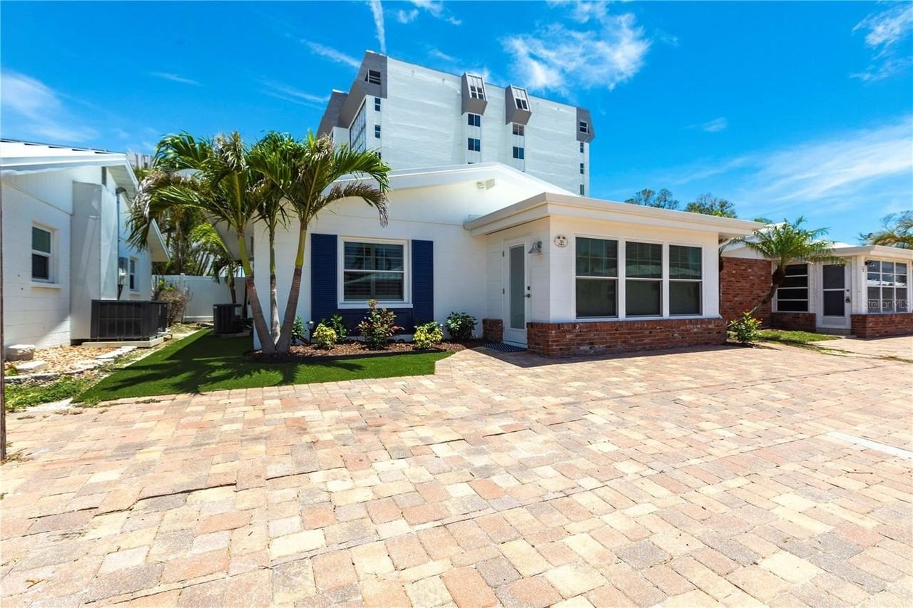 6020 Midnight Pass Rd #39