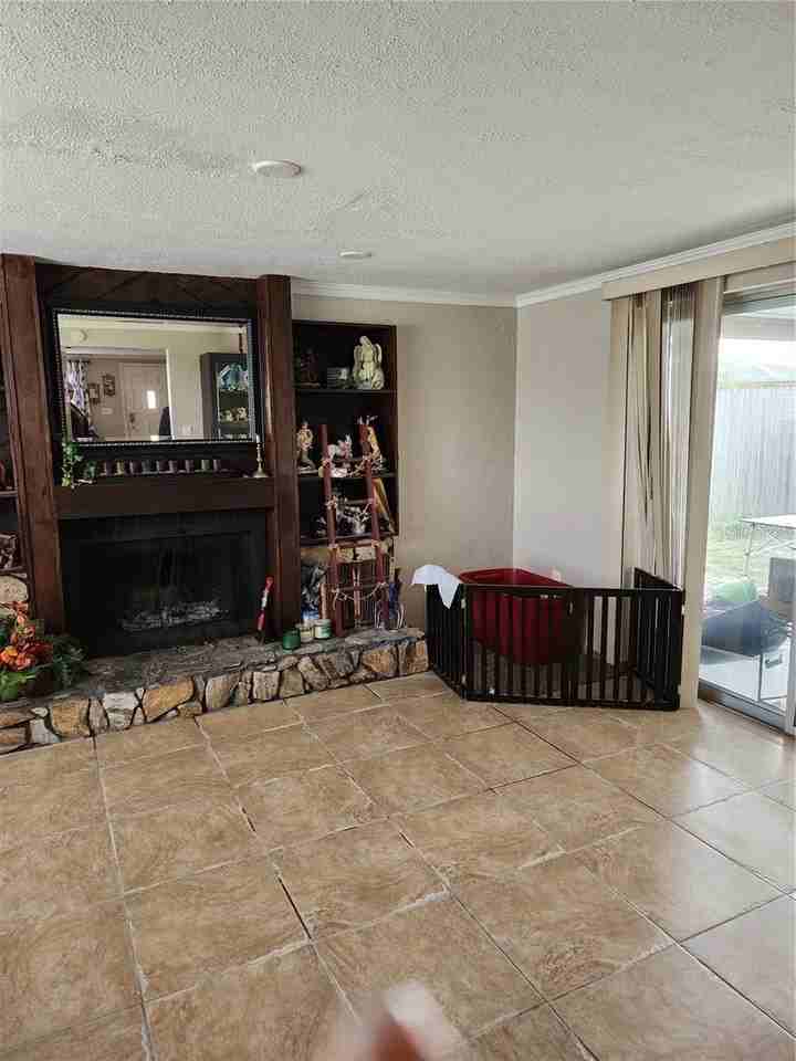 9240 Sterling Ln - Photo 7 of 8