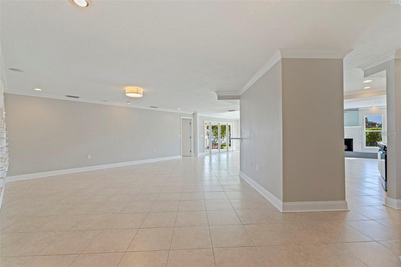 11225 4th St E - Photo 4 of 32