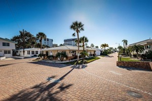 featured image of 6020 Midnight Pass Rd #45