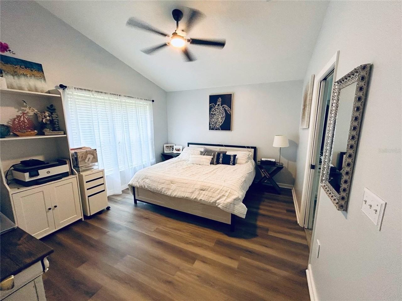 5825 Meadowpark Pl - Photo 4 of 9