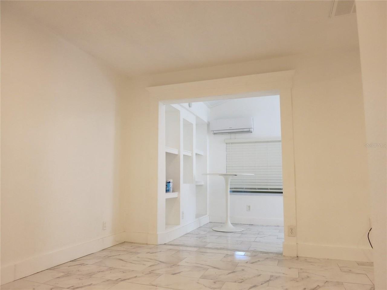 8113 N Rome Ave - Photo 7 of 21