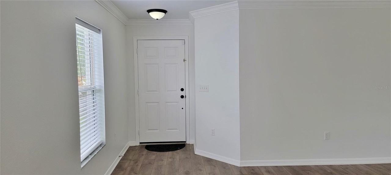 9543 Maxson Dr - Photo 6 of 50