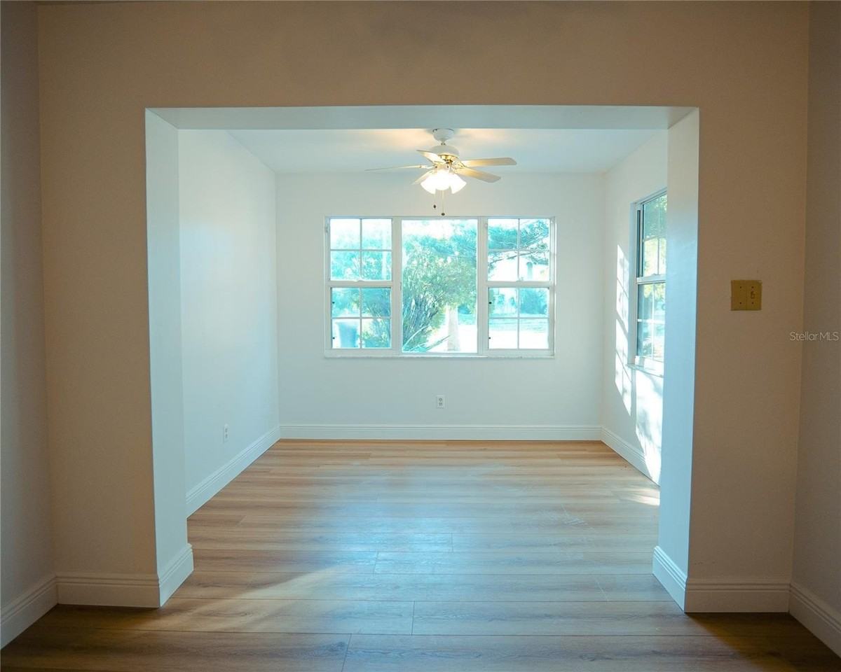 1262 Jeffords St - Photo 7 of 29