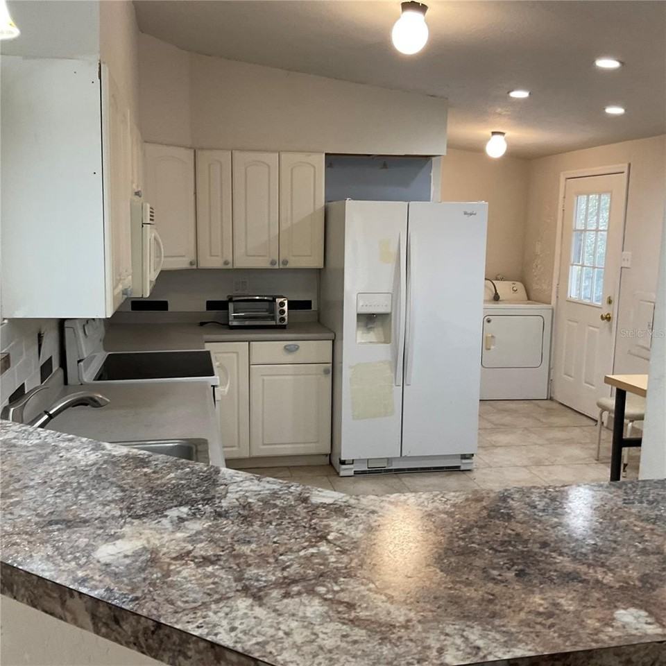 39211 Coot Dr - Photo 3 of 17