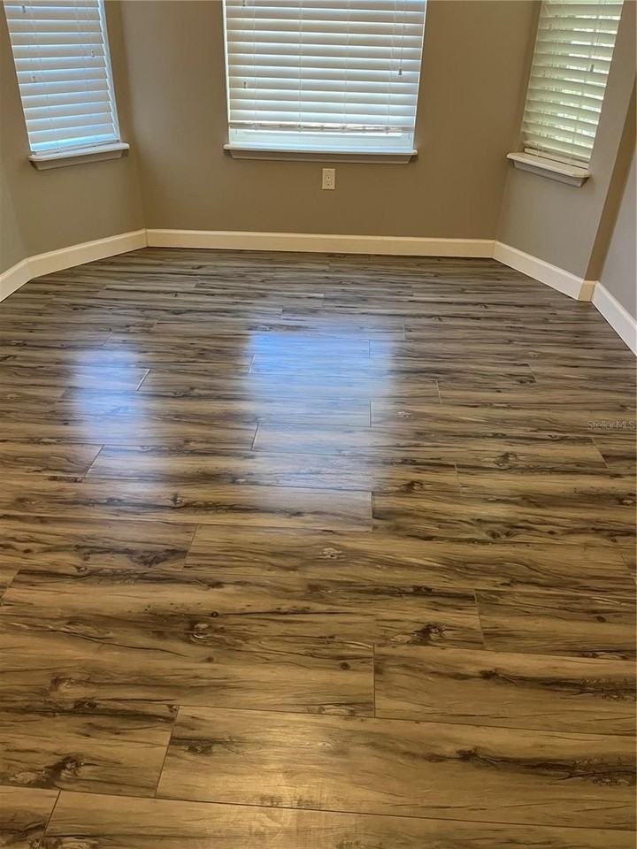 709 Mystic Oaks Ln - Photo 3 of 18