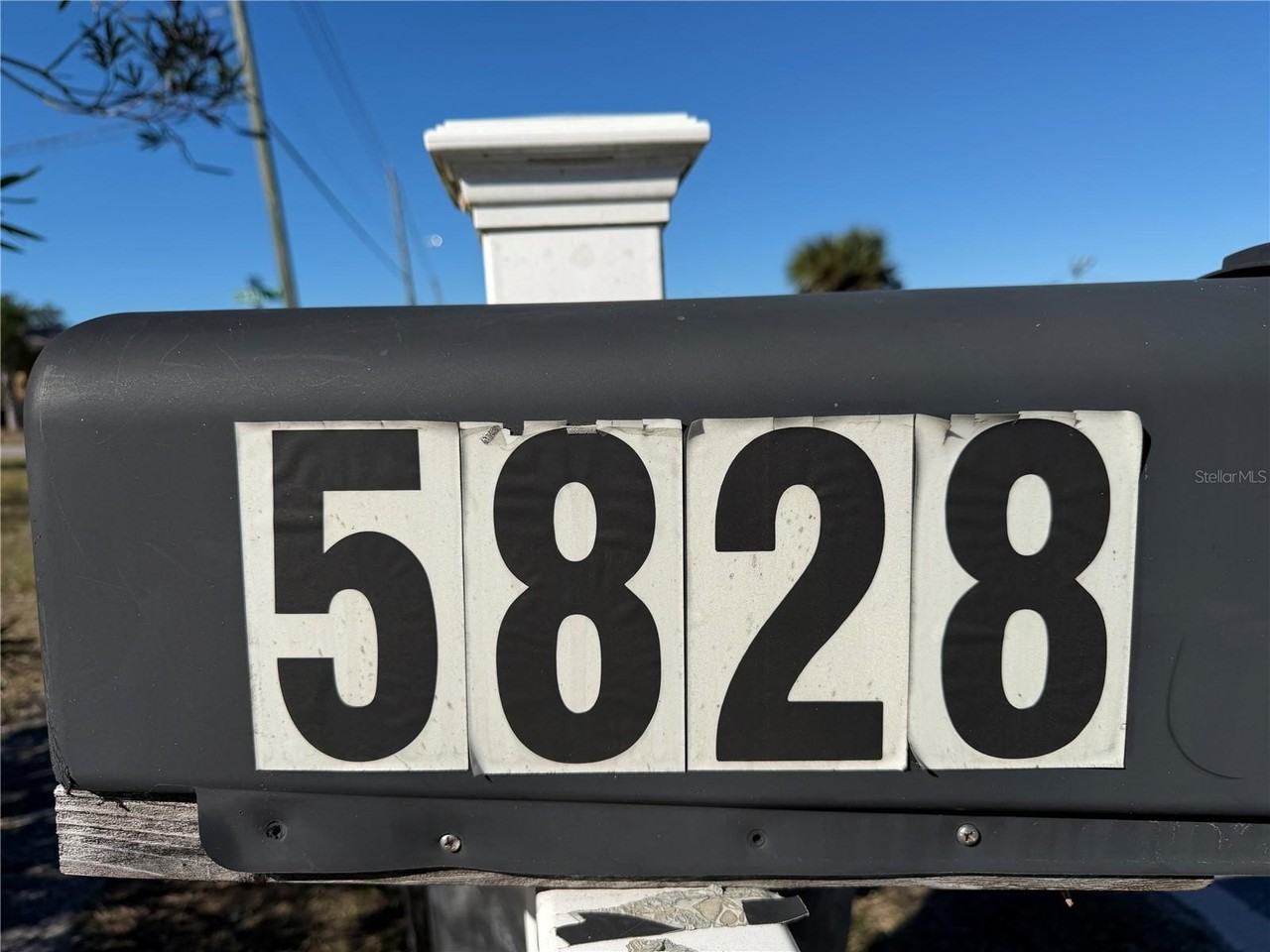 5828 Gulf Dr - Photo 2 of 22