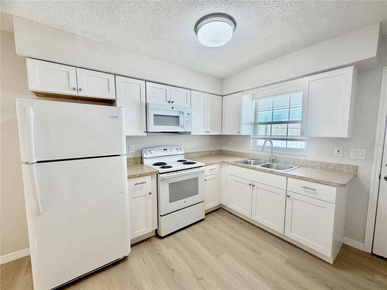 5828 Gulf Dr - Photo 5 of 22