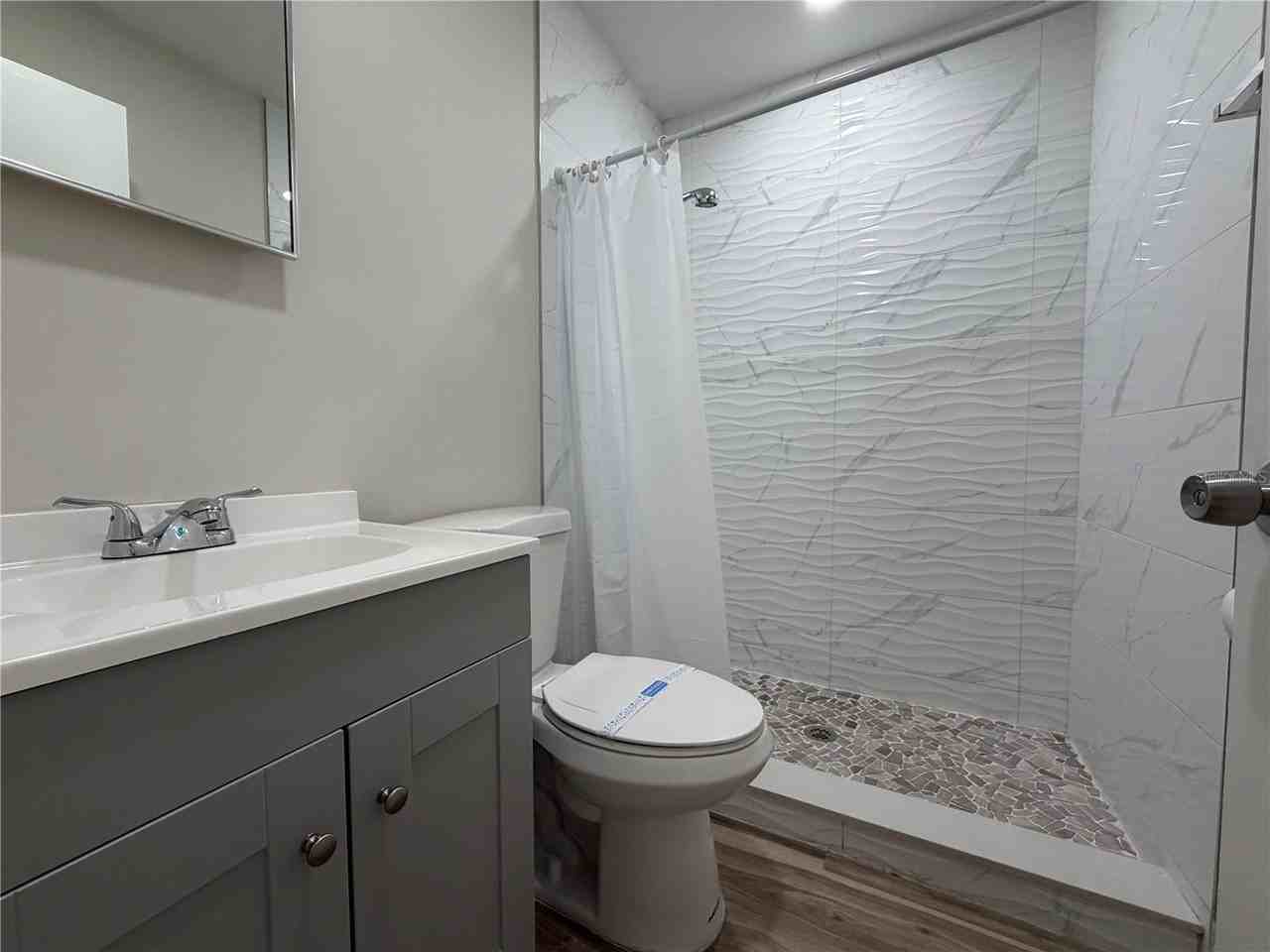 1244 London Ave - Photo 6 of 9