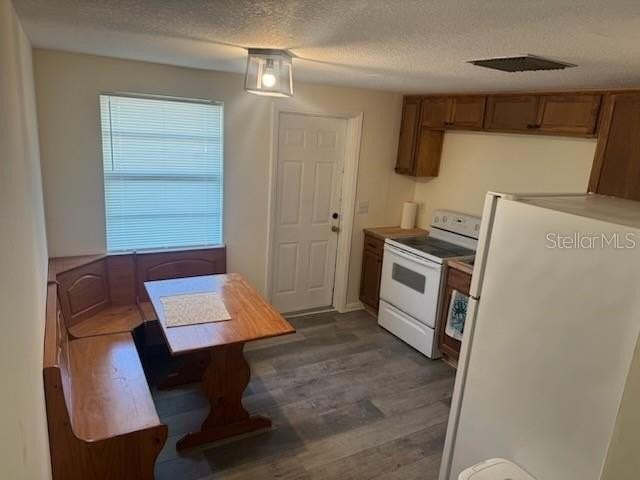 5842 Louisiana Ave - Photo 5 of 11