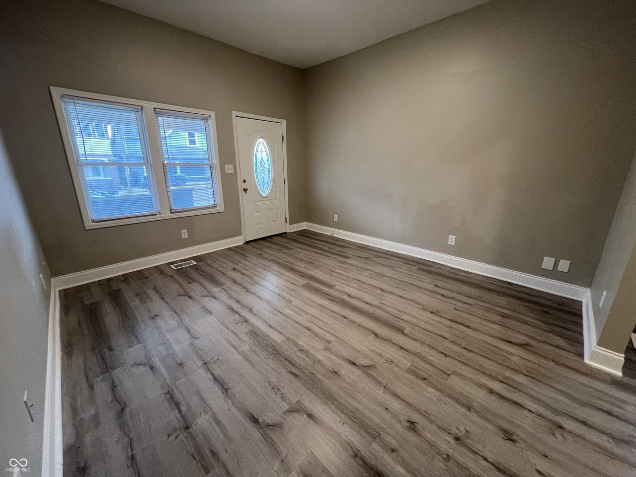 1221 Union St #1221 - Photo 4 of 20