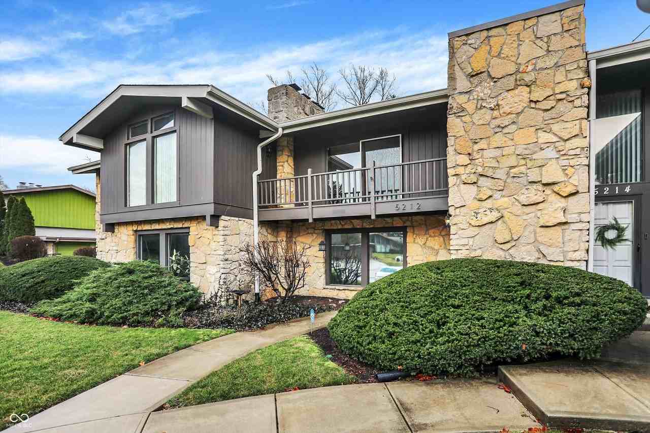 5212 Nob Ln - Photo 3 of 47