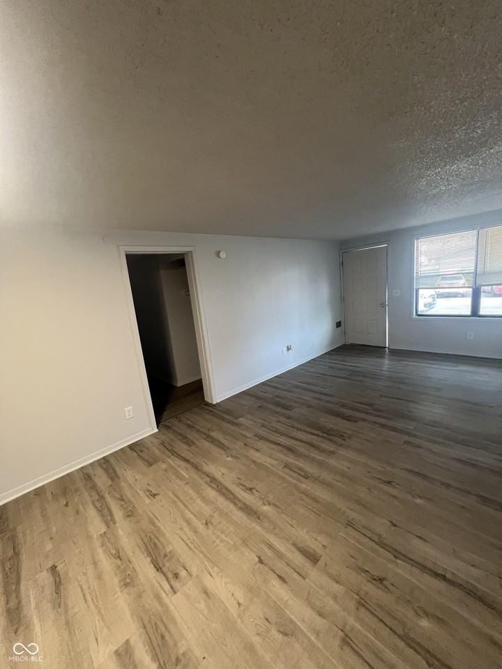 2000 Indianapolis Rd #123 - Photo 4 of 14