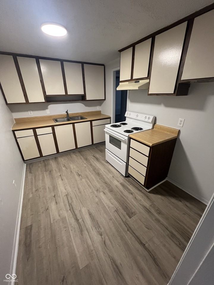 2000 Indianapolis Rd #123 - Photo 5 of 14