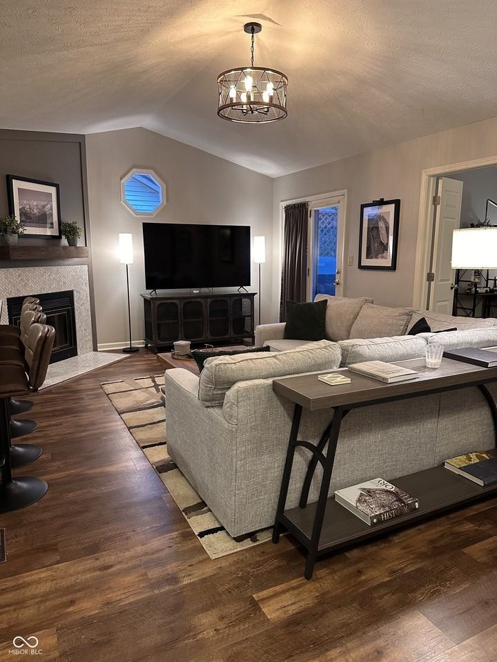 9209 N Park Ave - Photo 2 of 20