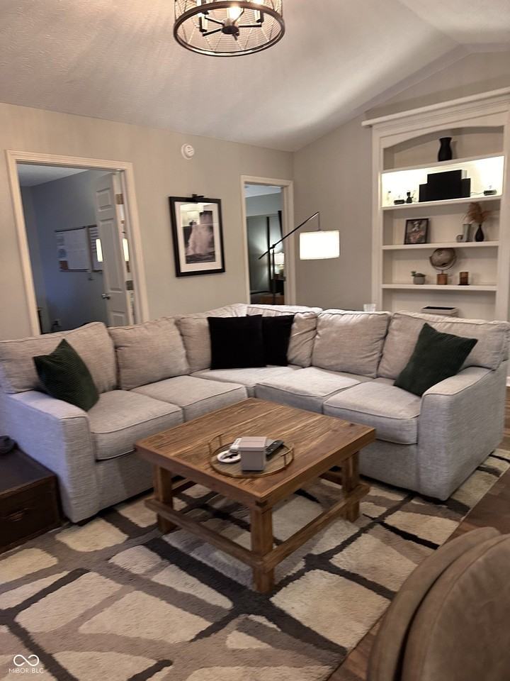 9209 N Park Ave - Photo 3 of 20