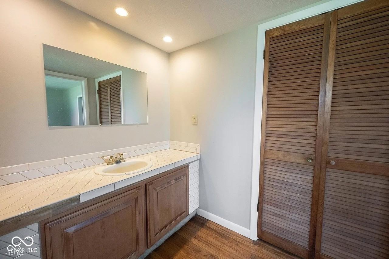 13907 E 117th St - Photo 6 of 8