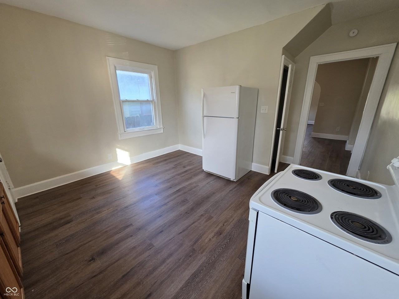 316 N Denny St - Photo 7 of 15