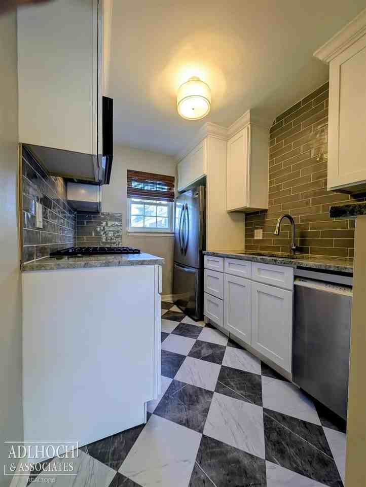 22852 Allen Ct - Photo 5 of 22