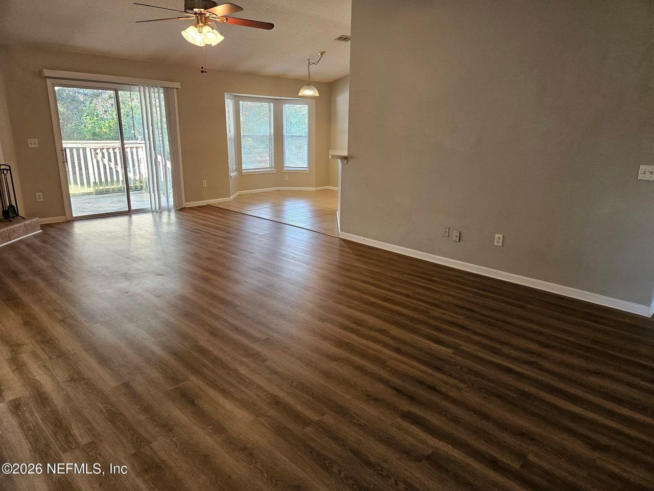 1342 Lindseys Crossing Dr - Photo 6 of 42