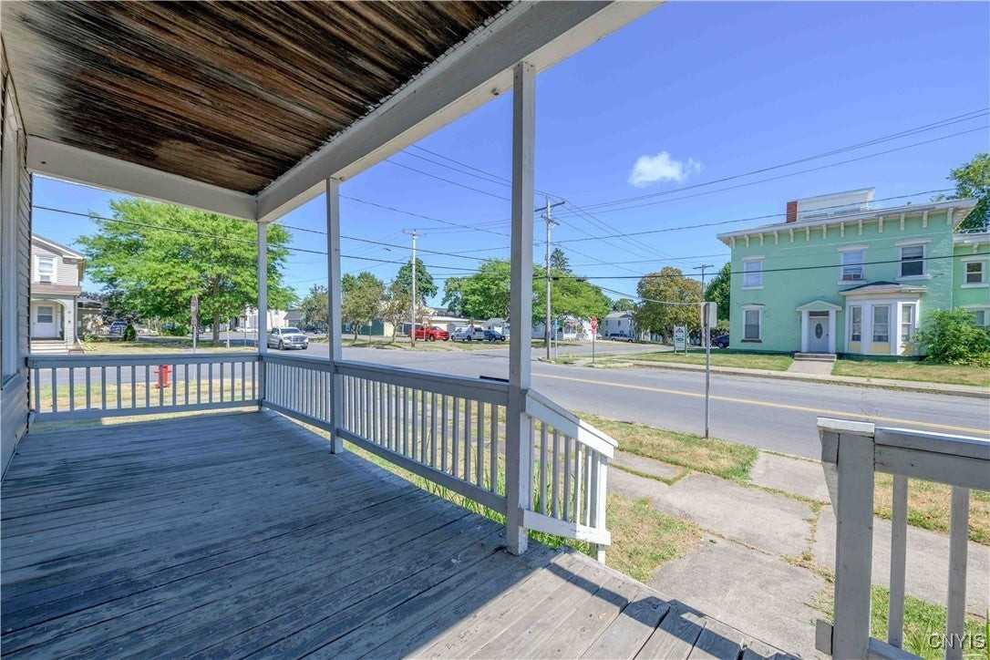 50 E 4th St - Photo 5 of 28