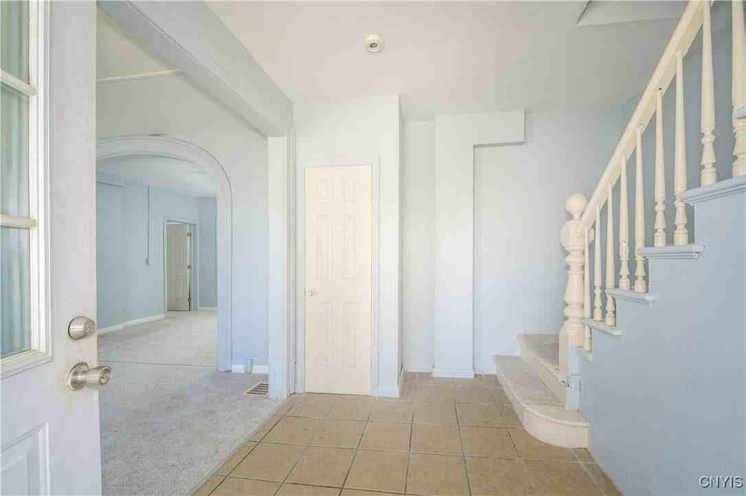 42 E Cayuga St - Photo 6 of 27