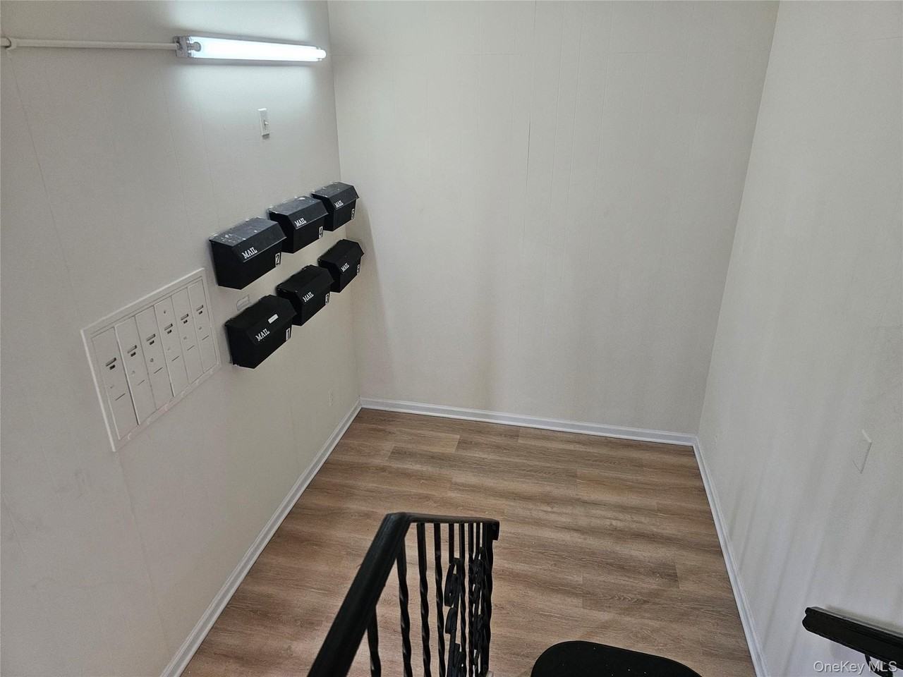 2 Somerset Ave Unit Apt #3 - Photo 7 of 16