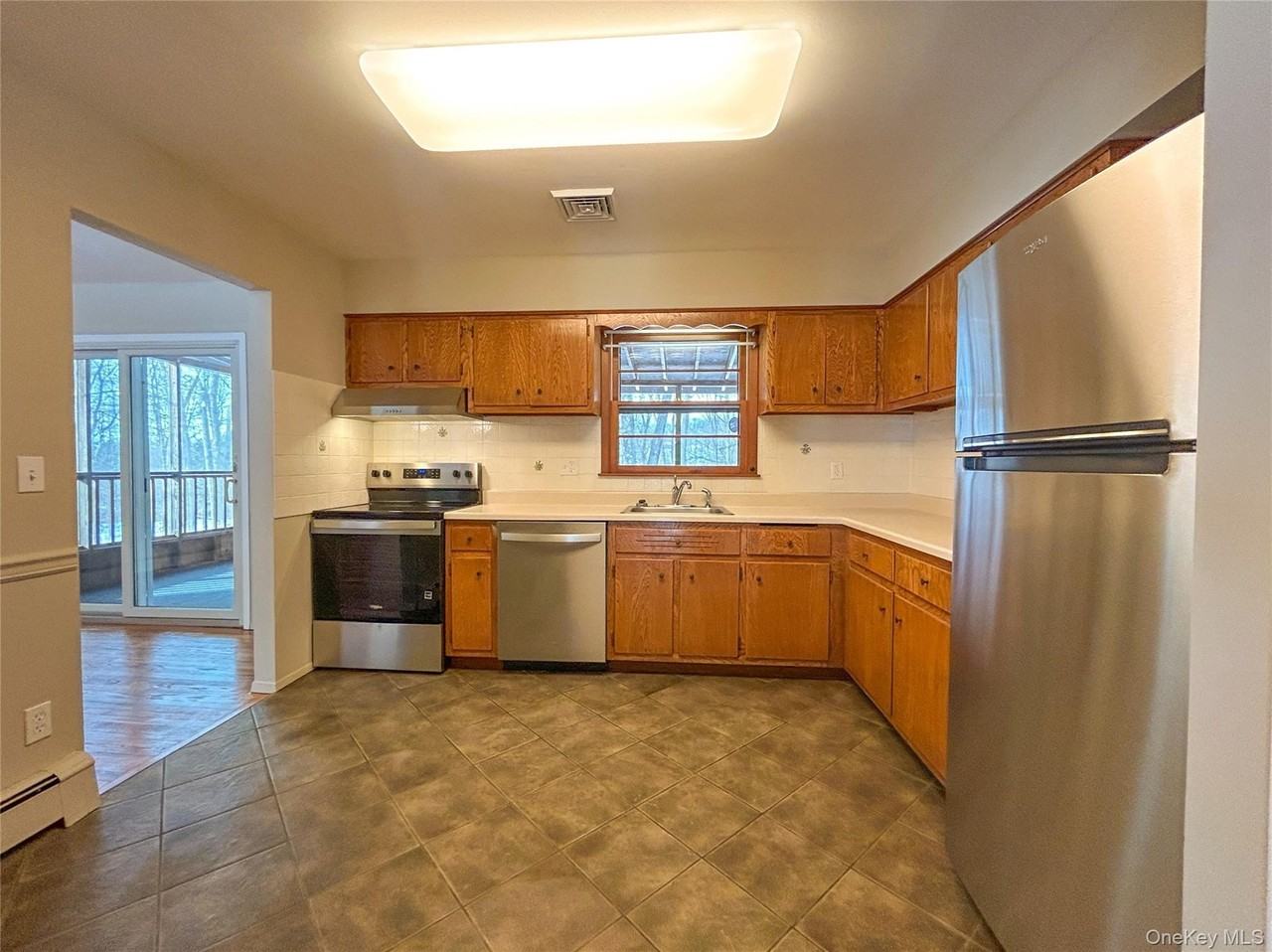 106 Gretna Woods Rd - Photo 5 of 16