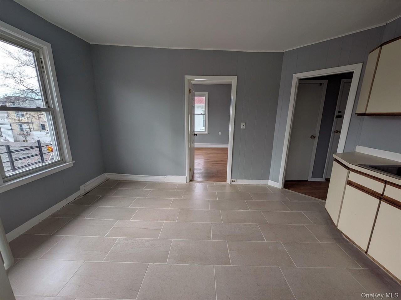 8557 151st St Unit 2fl #2FL - Photo 2 of 13