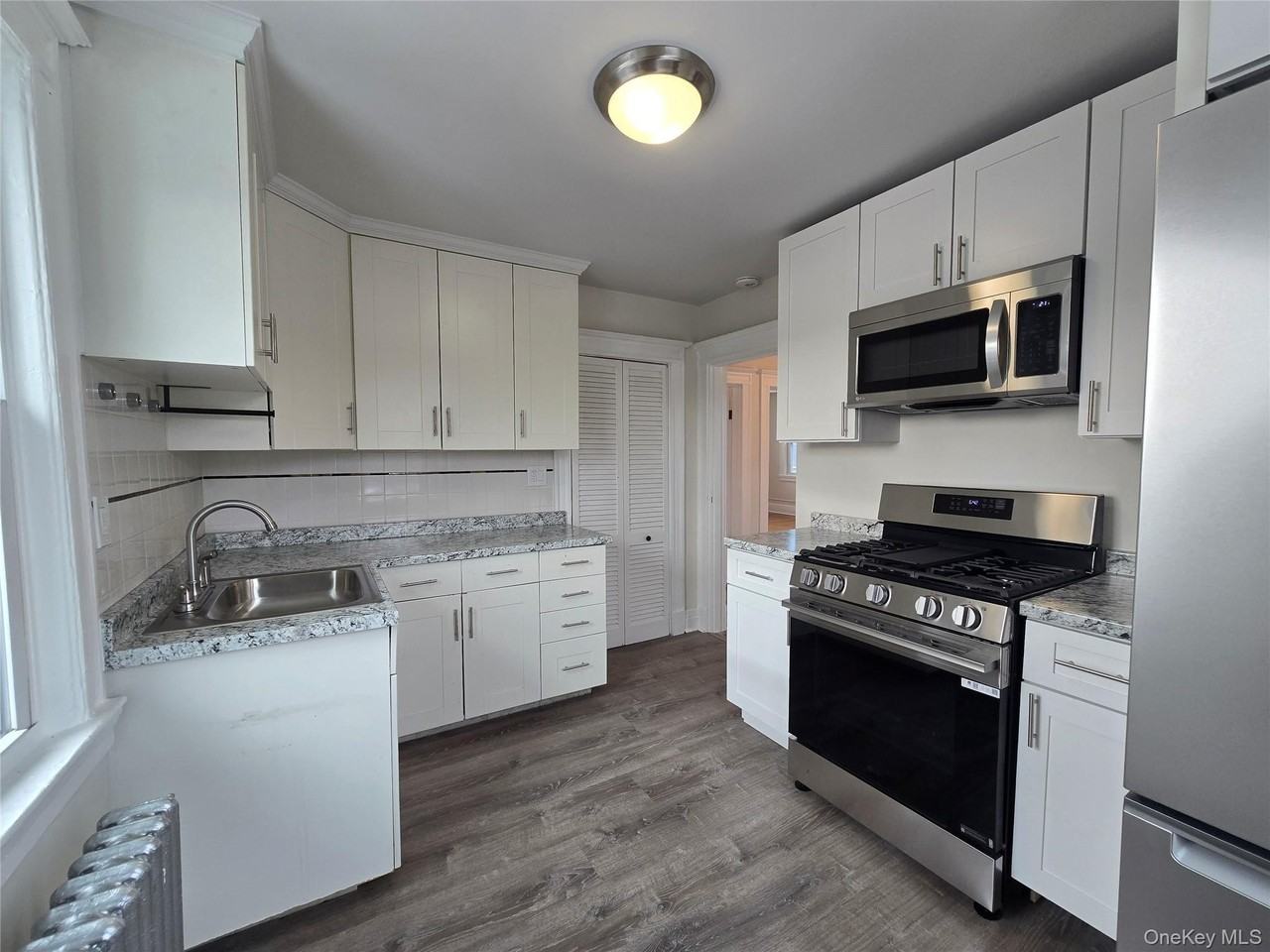 10 Ohio Ave Unit Rear2 - Photo 7 of 24