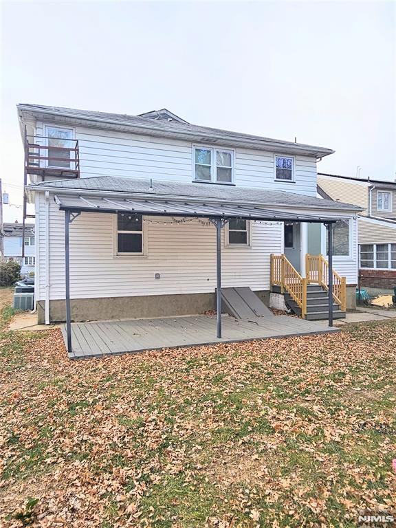 138 Scoles Ave - Photo 4 of 35