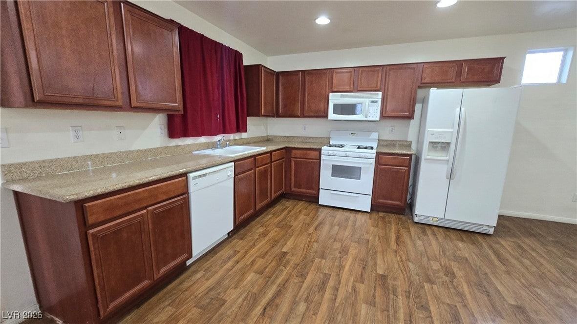 4121 Story Rock St - Photo 3 of 15