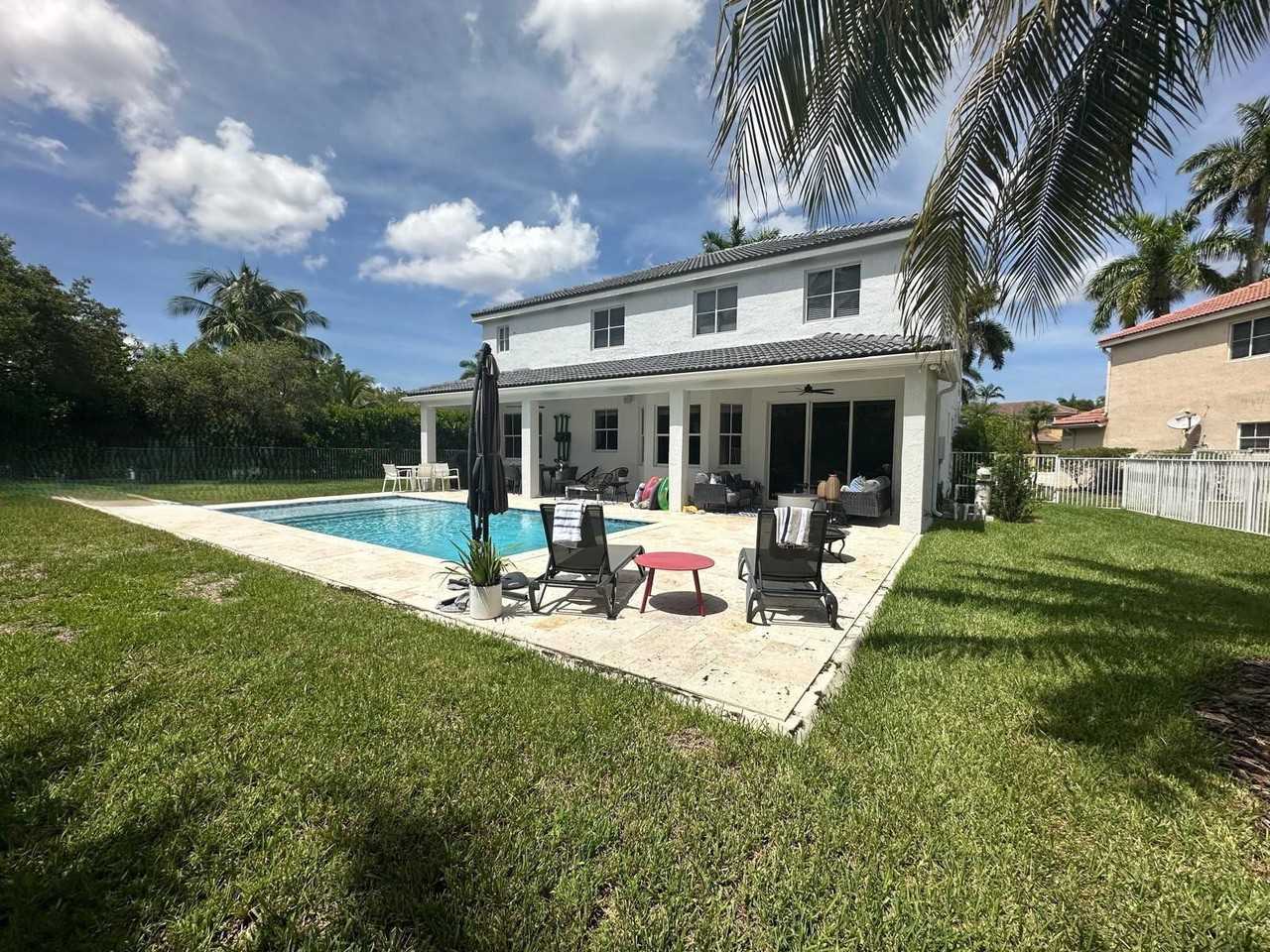 1063 Sunflower Cir - Photo 6 of 8