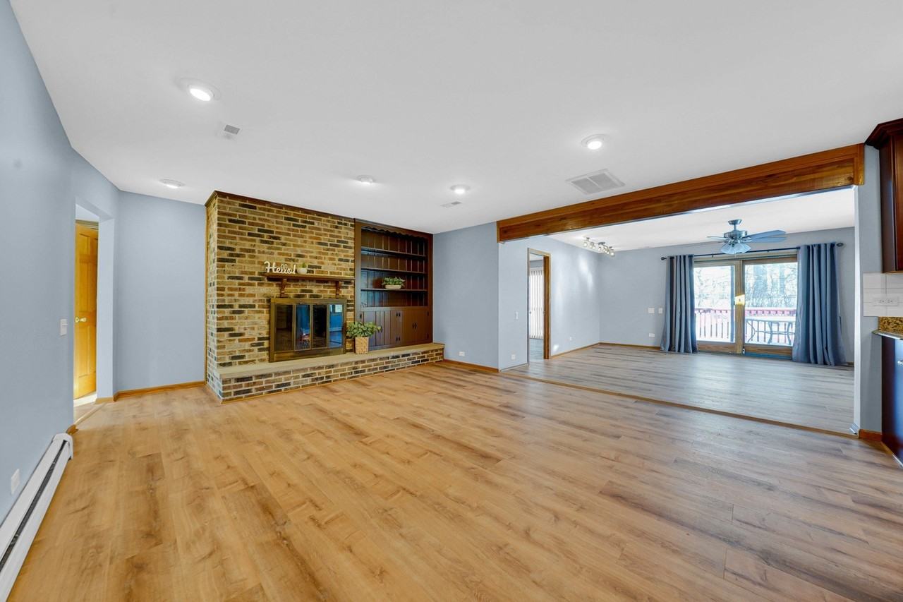 2226 Shannondale Dr - Photo 5 of 24