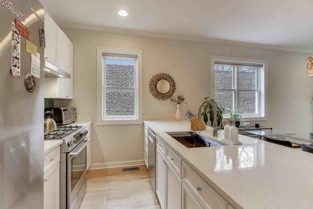 1725 N Mohawk St Apt 2s #2S - Photo 7 of 21