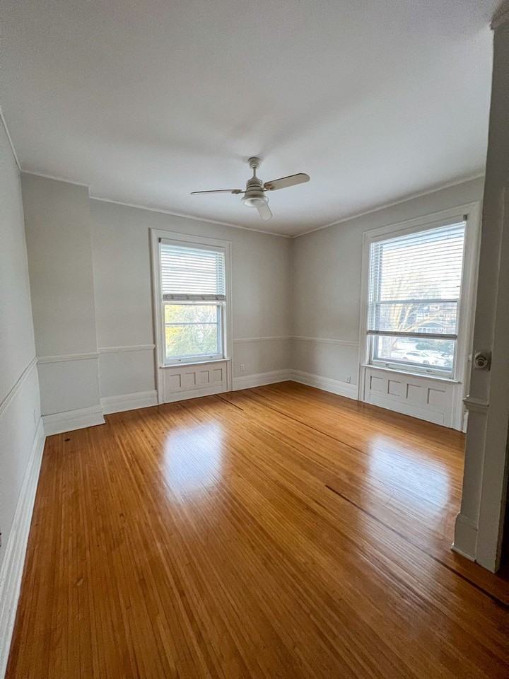 4380 Central Ave Apt A #A - Photo 2 of 10